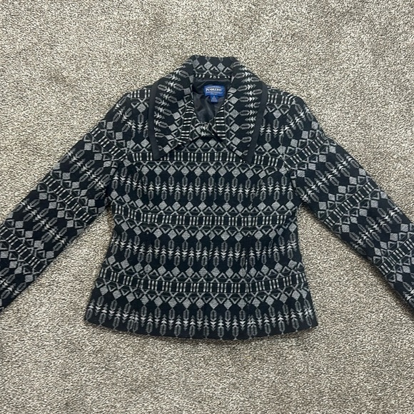Pendleton Jackets & Blazers - Pendleton virgin wool Aztec houndstooth jacket. Small petite